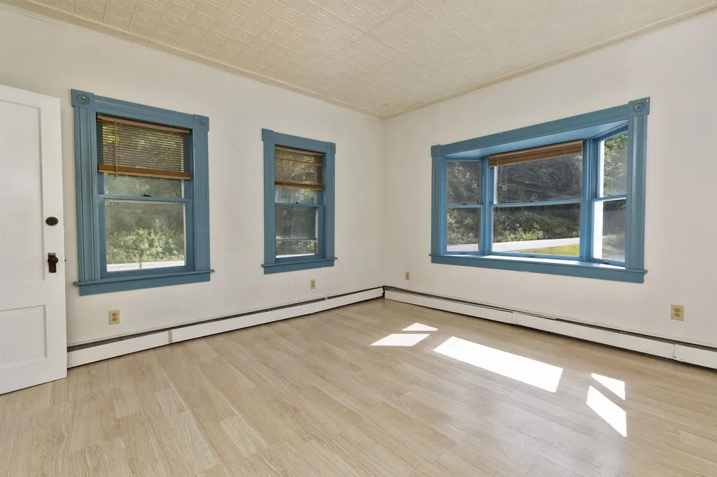 207 River Road Lyme NH 03768