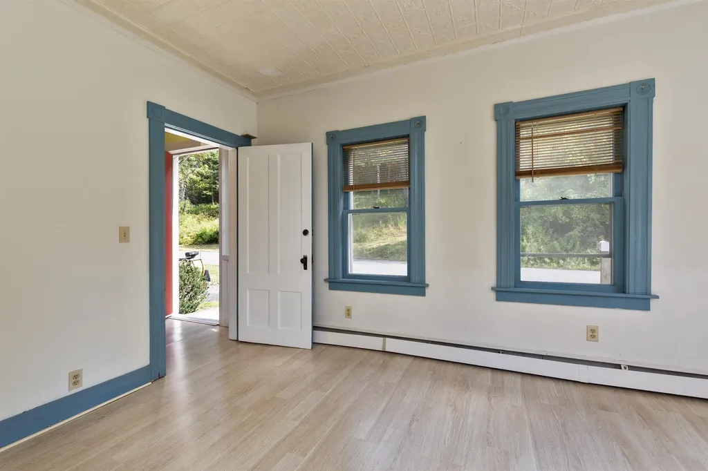 207 River Road Lyme NH 03768