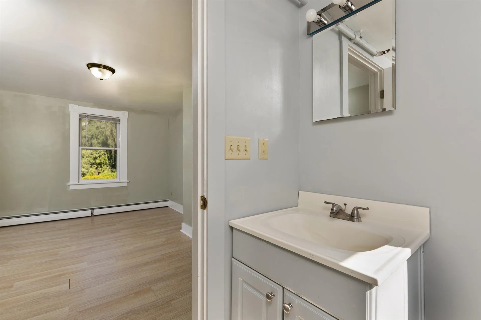 207 River Road Lyme NH 03768