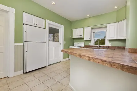 207 River Road Lyme NH 03768