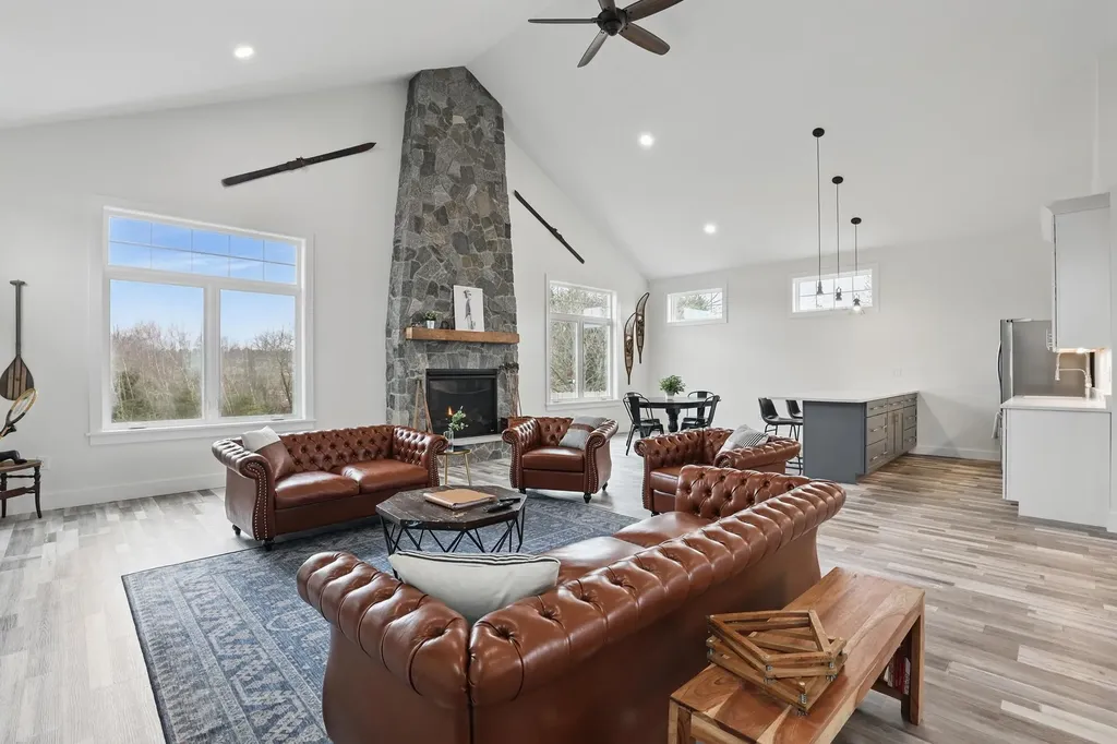 21 Brook Circle Northwood NH 03261