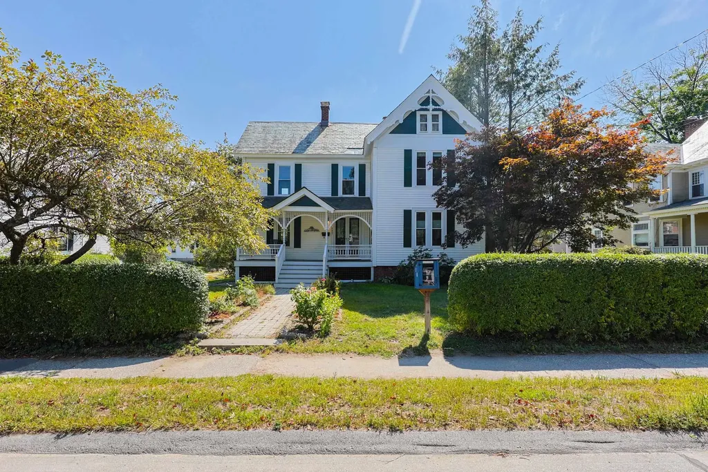 147 Roxbury Street Keene NH 03431