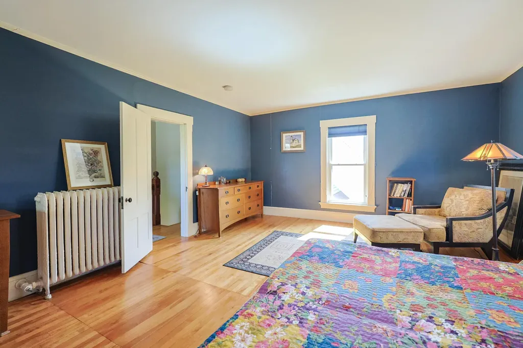 147 Roxbury Street Keene NH 03431