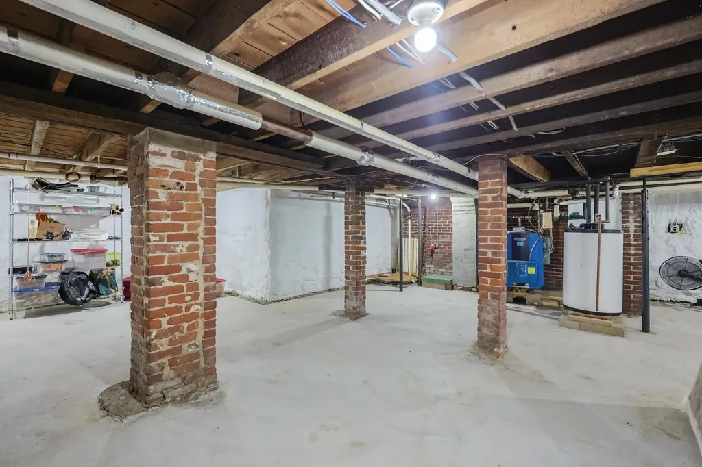 147 Roxbury Street Keene NH 03431