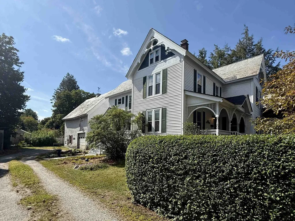 147 Roxbury Street Keene NH 03431