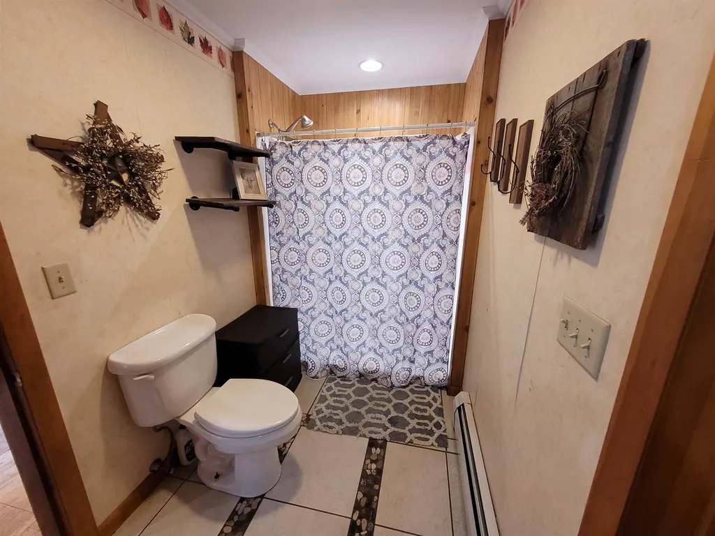 820 Farr Road St. Johnsbury VT 05819