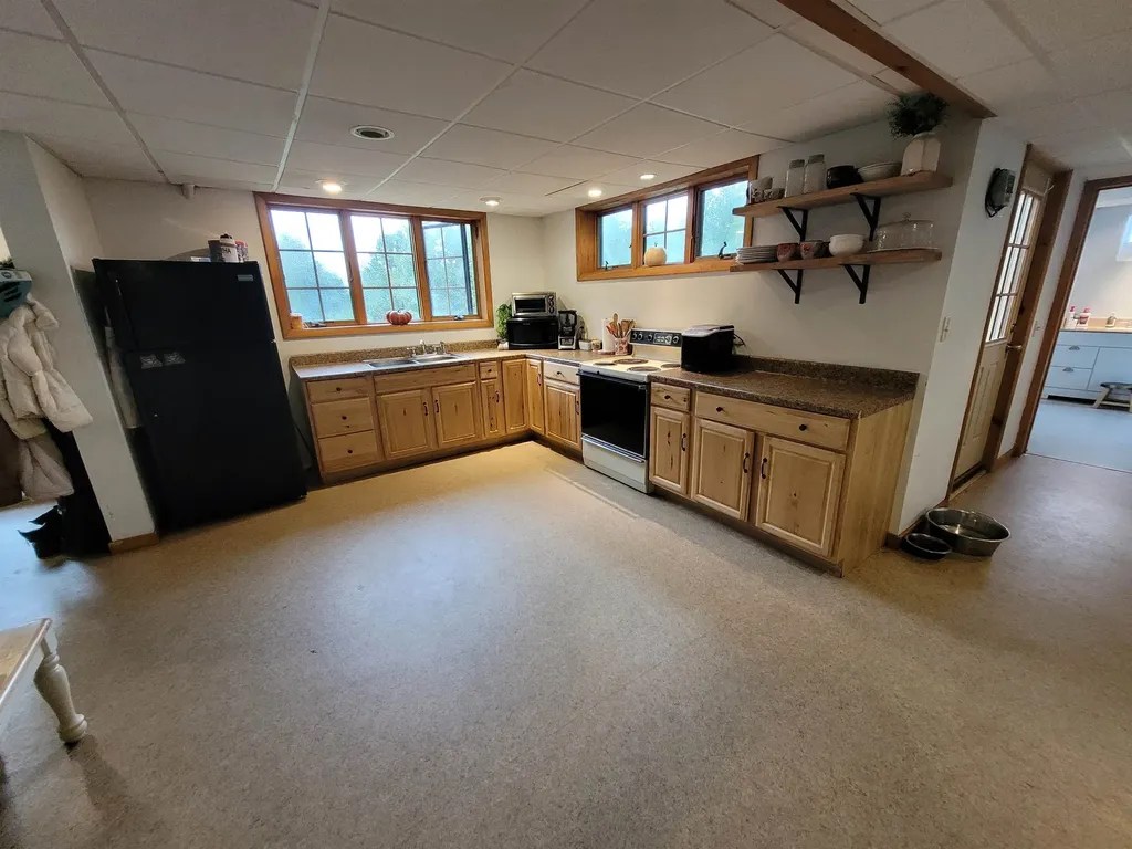 820 Farr Road St. Johnsbury VT 05819