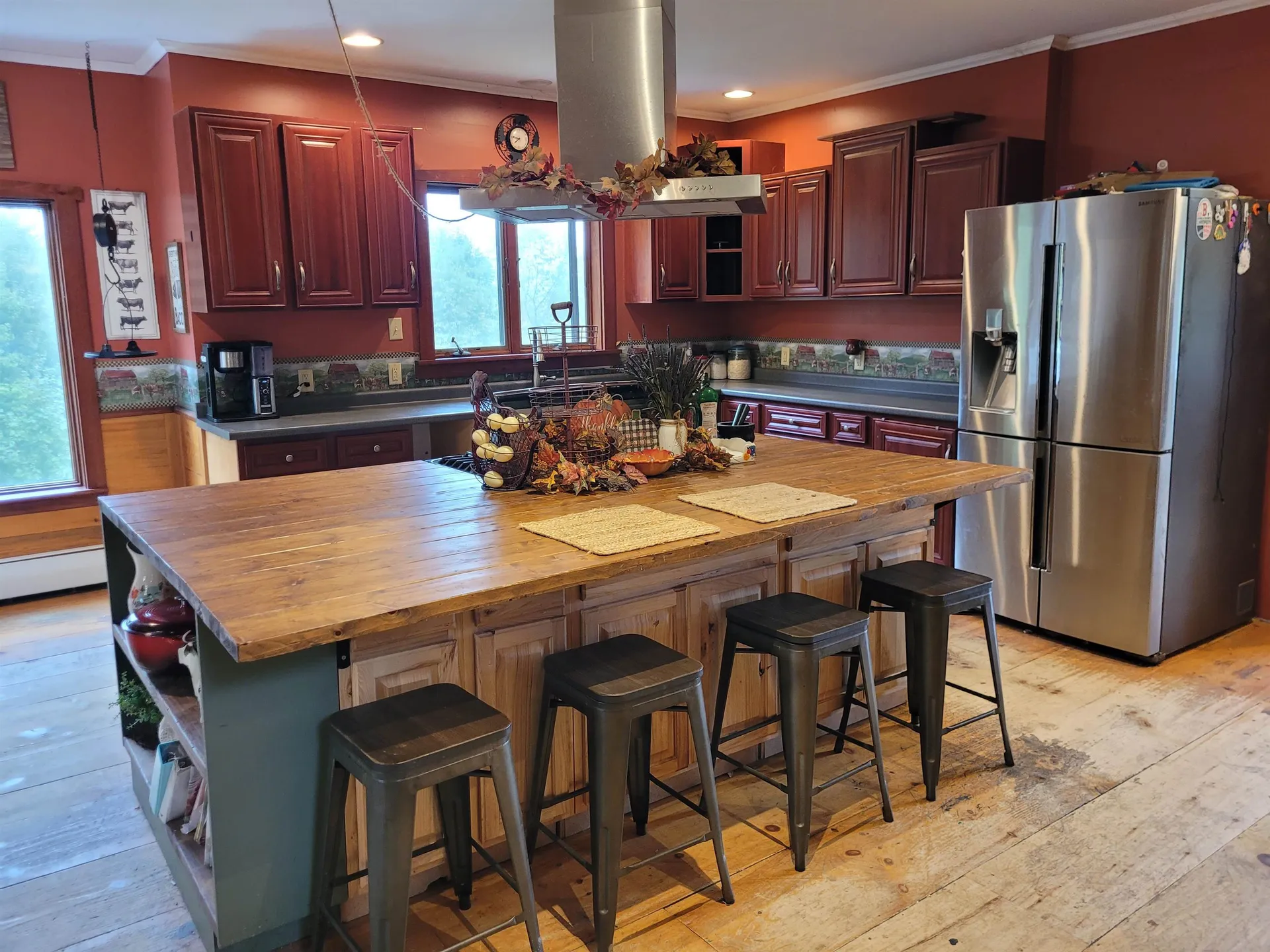 820 Farr Road St. Johnsbury VT 05819