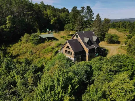 820 Farr Road St. Johnsbury VT 05819