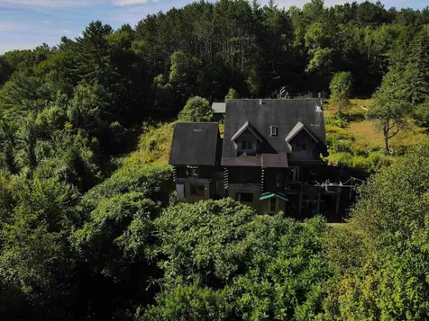 820 Farr Road St. Johnsbury VT 05819