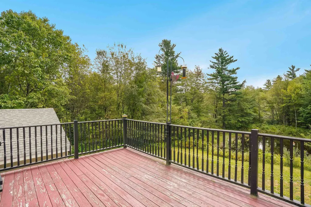 40 Brown Road Temple NH 03084