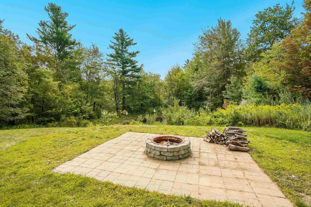 40 Brown Road Temple NH 03084