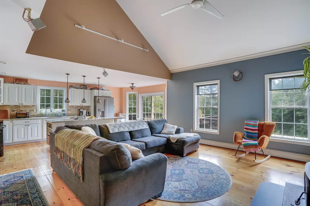 40 Brown Road Temple NH 03084