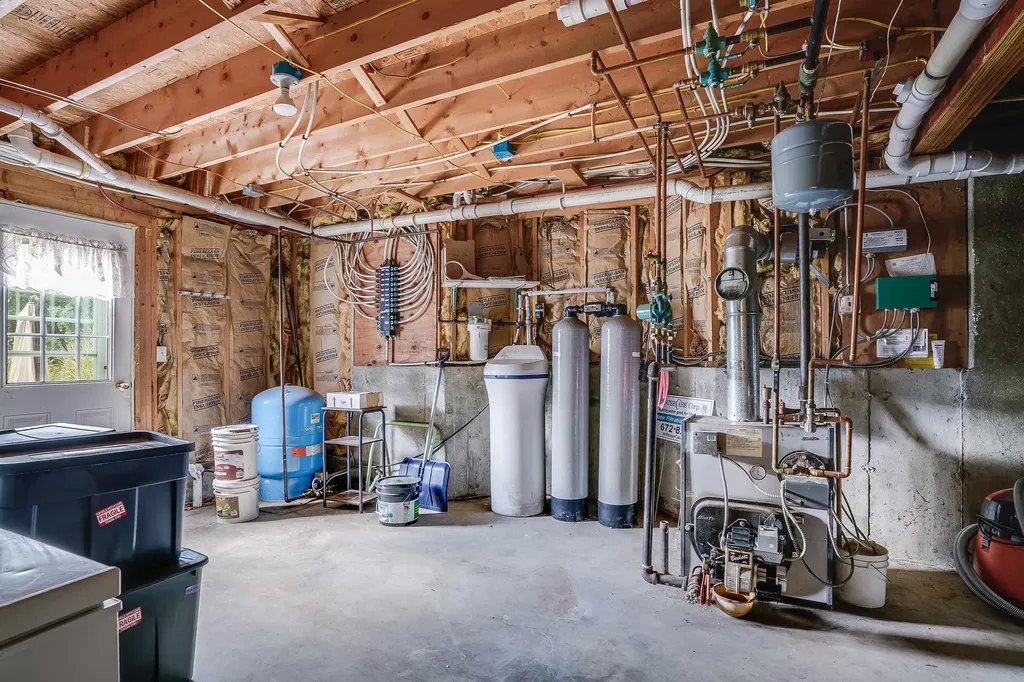 40 Brown Road Temple NH 03084