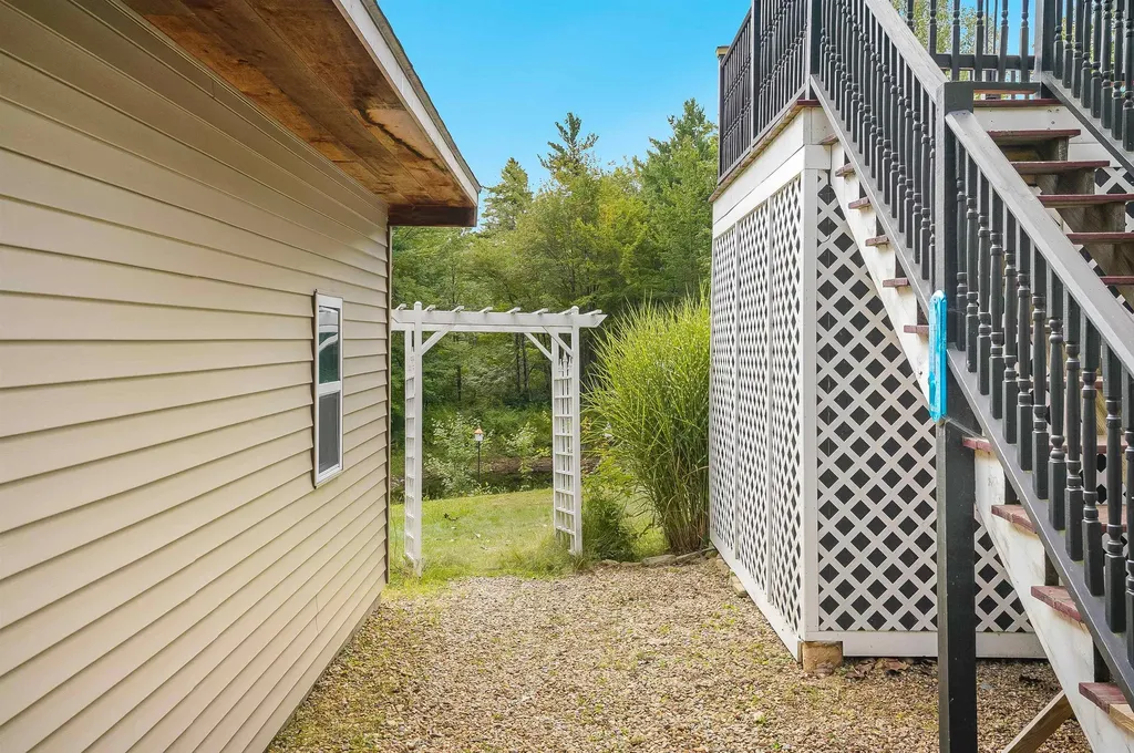 40 Brown Road Temple NH 03084