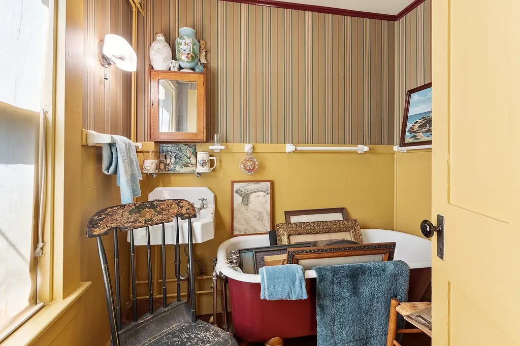 12 Todd Hill Road Hinsdale NH 03451