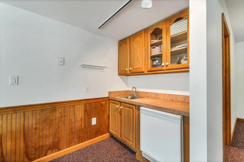 23 Rose Point Laconia NH 03246