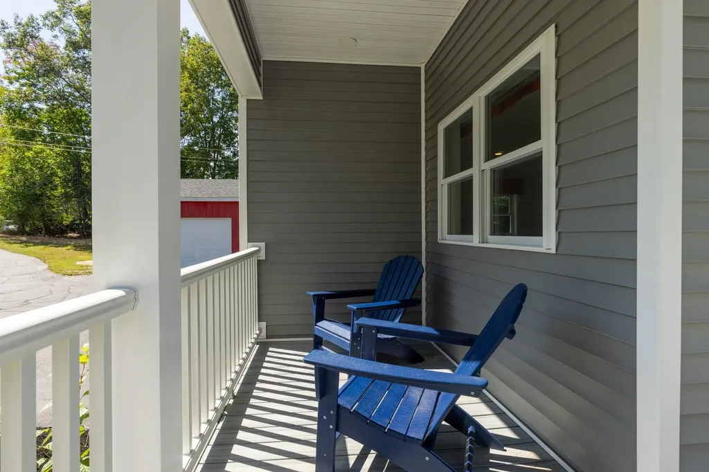 79 Mast Road Dover NH 03820