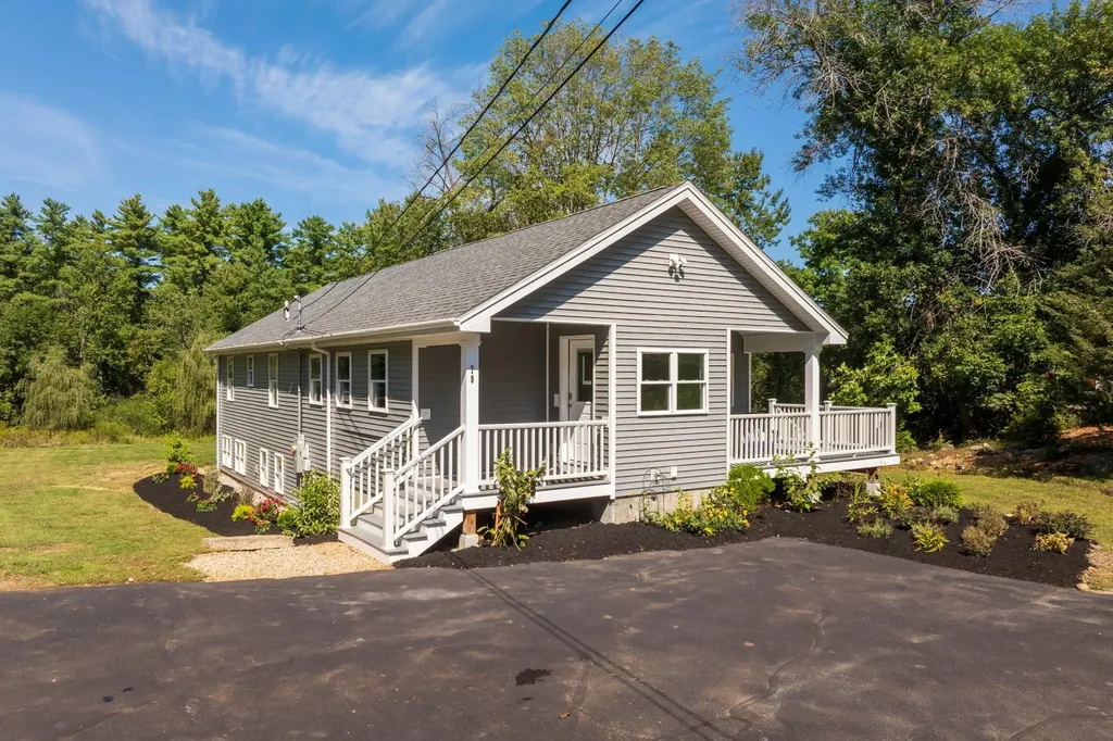 79 Mast Road Dover NH 03820