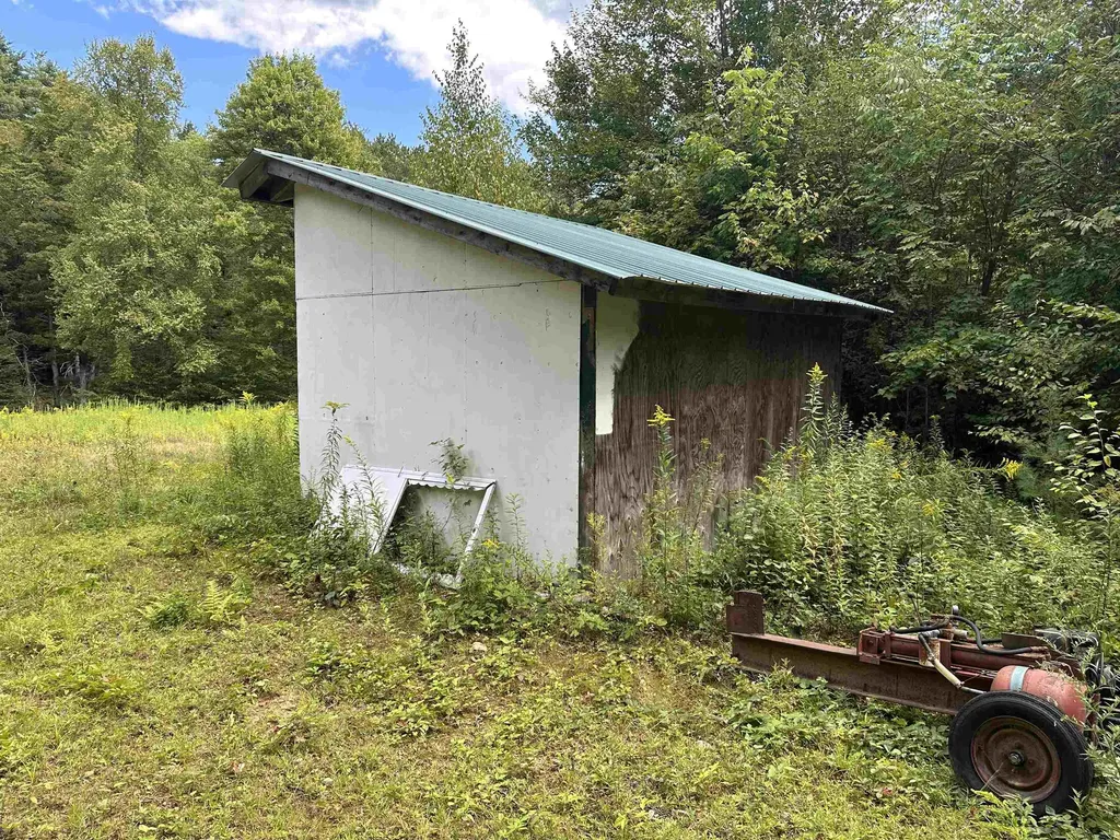 81 Parish Hill Road Newfane VT 05351