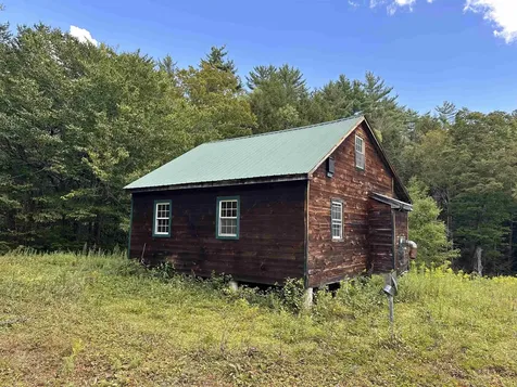 81 Parish Hill Road Newfane VT 05351