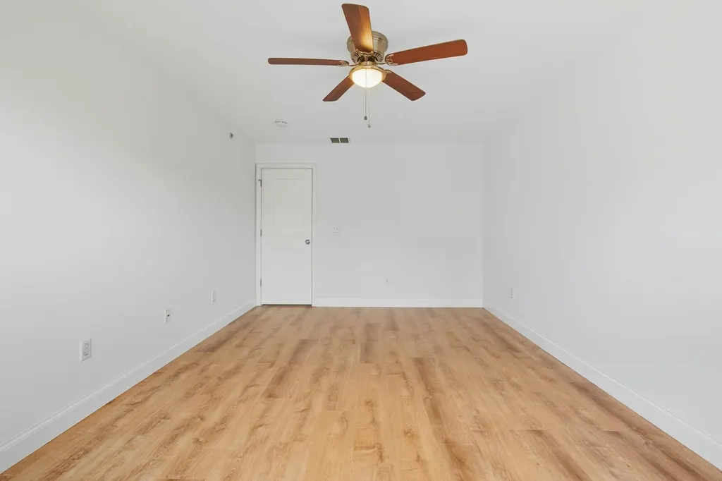 75 Deerwood Drive Nashua NH 03063