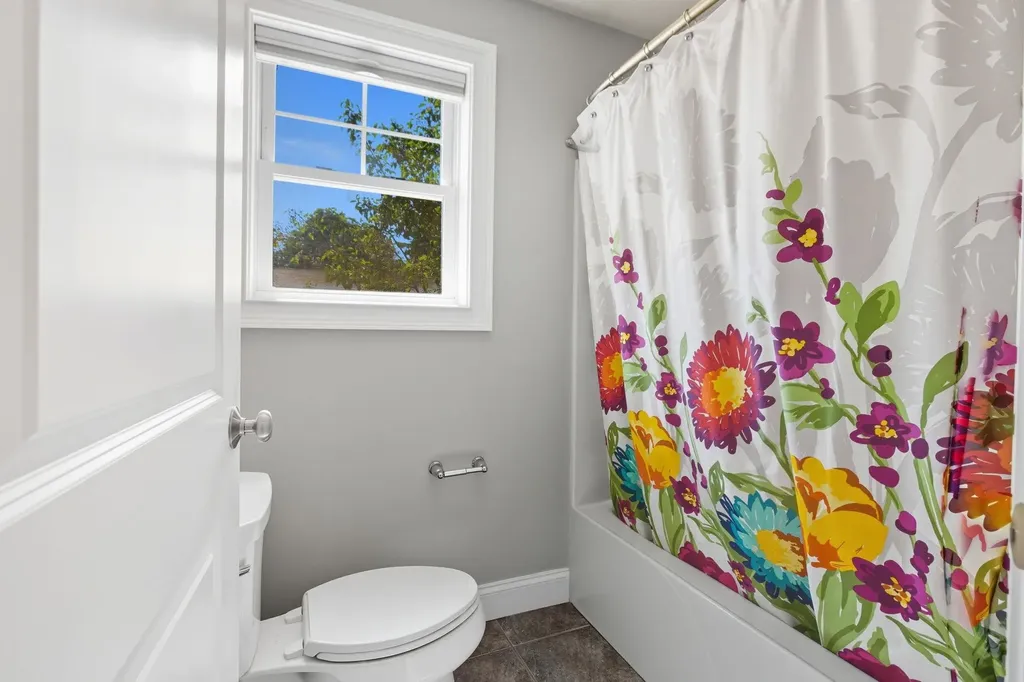 75 Deerwood Drive Nashua NH 03063