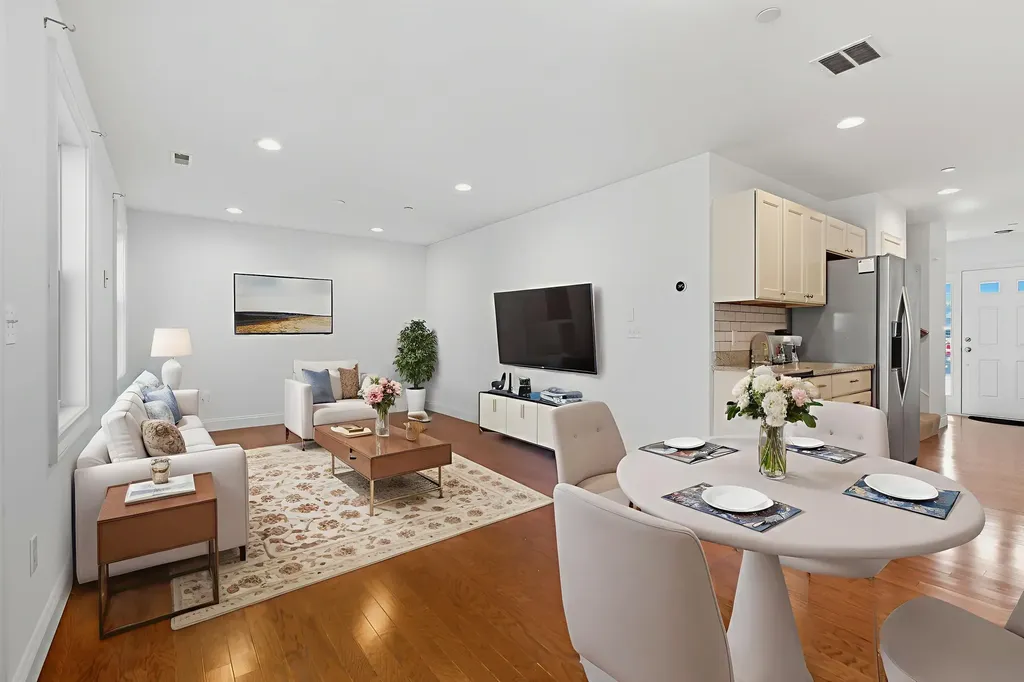 75 Deerwood Drive Nashua NH 03063