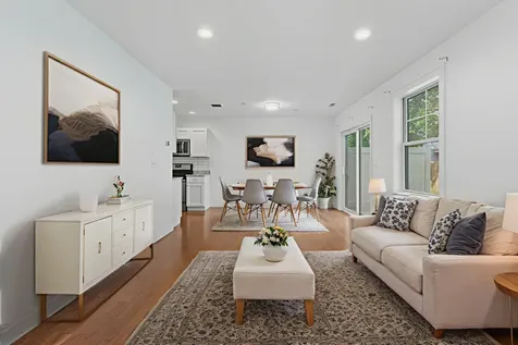 75 Deerwood Drive Nashua NH 03063