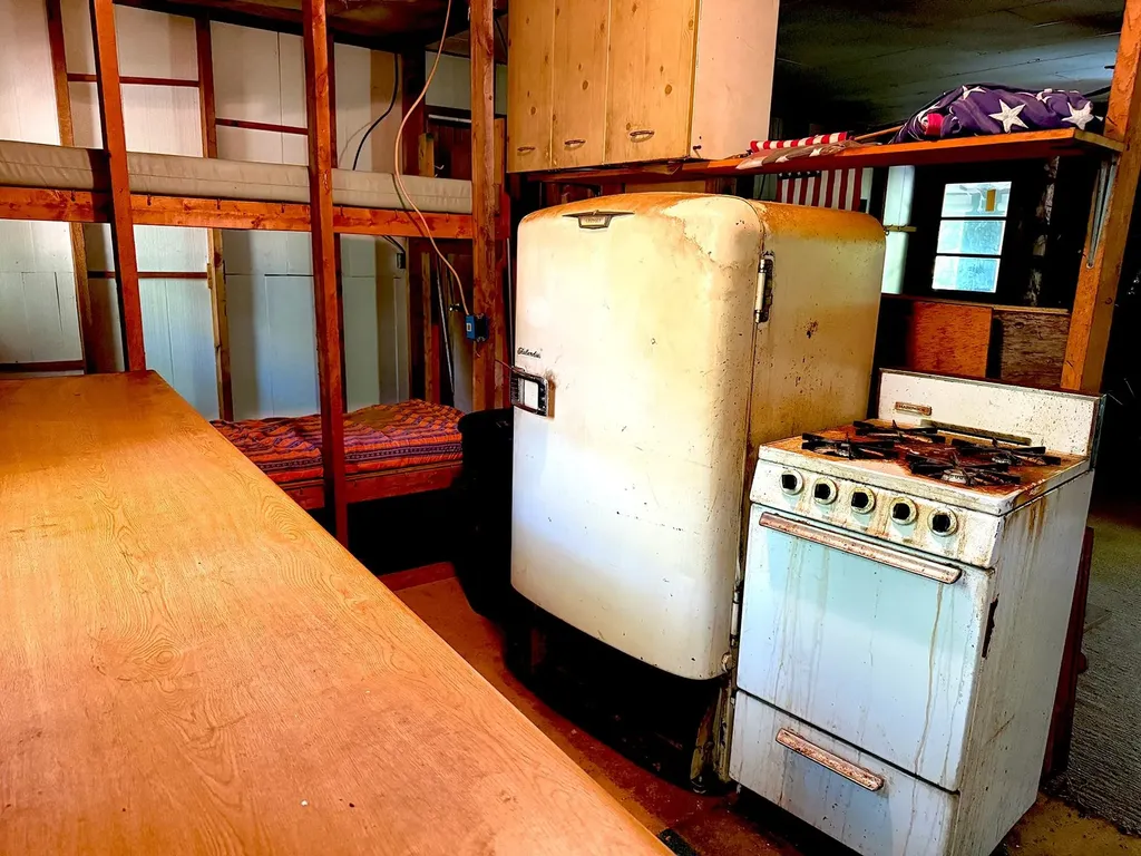 715 N Groton Road Groton NH 03241