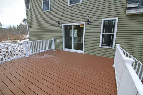 427 Dawn Court Pembroke NH 03275
