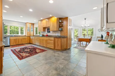 24 Low Road Hanover NH 03755