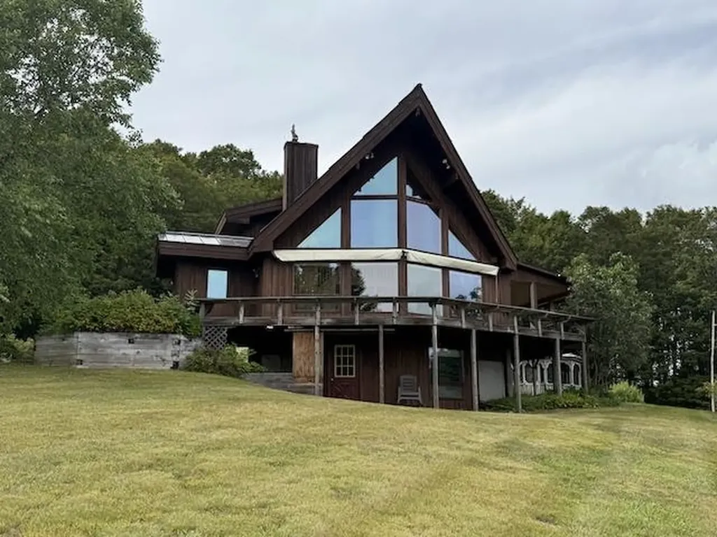 2208 Backway Road Corinth VT 05039