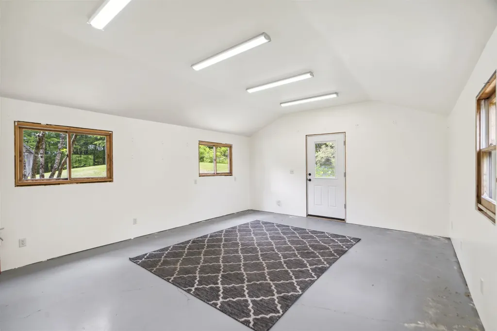 2208 Backway Road Corinth VT 05039