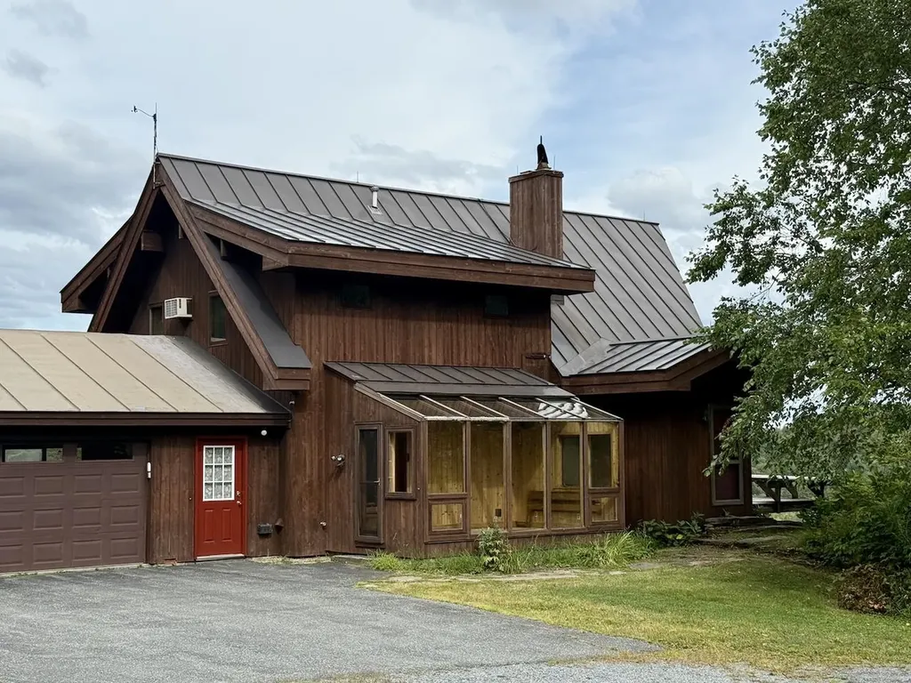 2208 Backway Road Corinth VT 05039