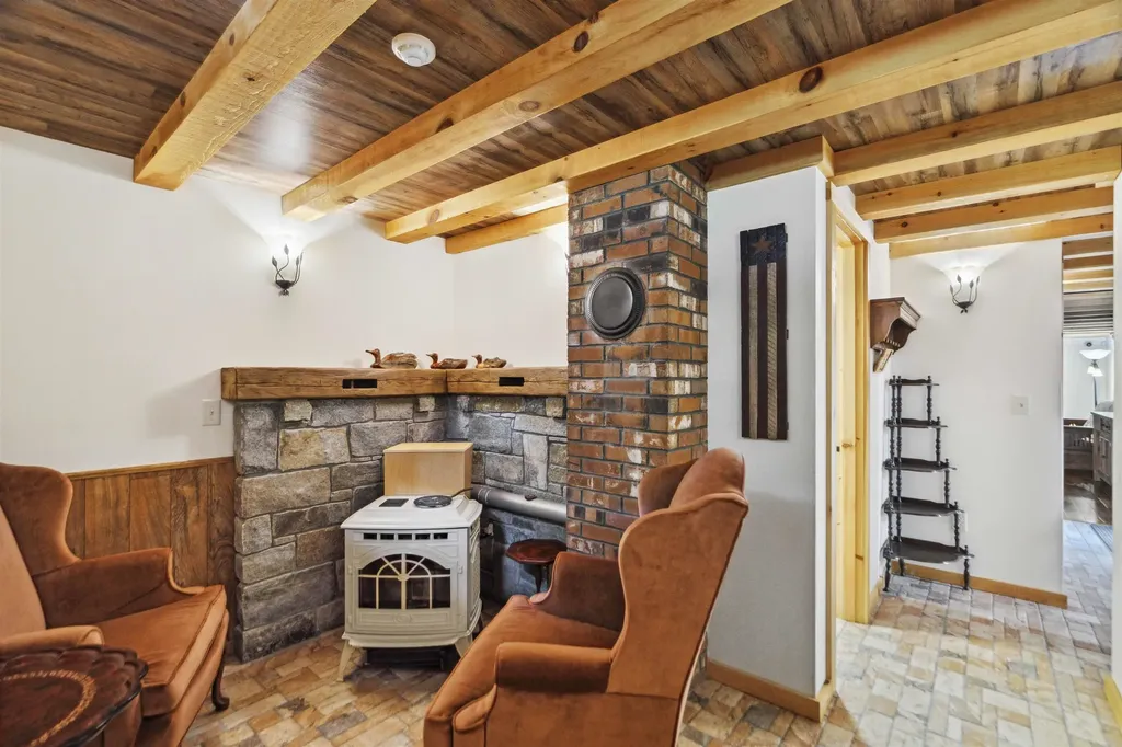 2432 Backway Road Corinth VT 05039