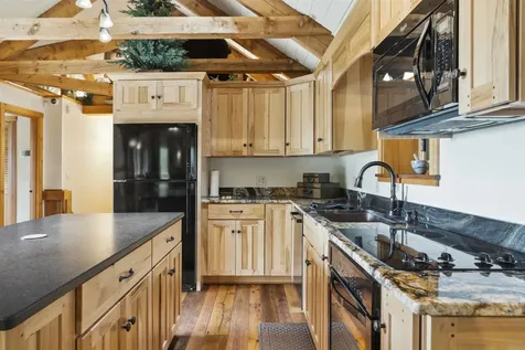 2432 Backway Road Corinth VT 05039