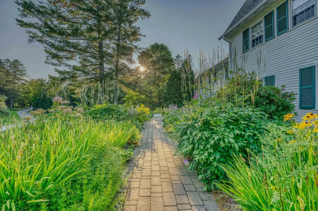 80 Guider Lane Bethlehem NH 03574