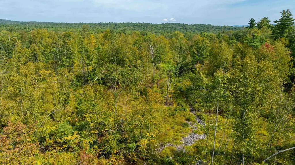 401 Sixth Range Road Pembroke NH 03275