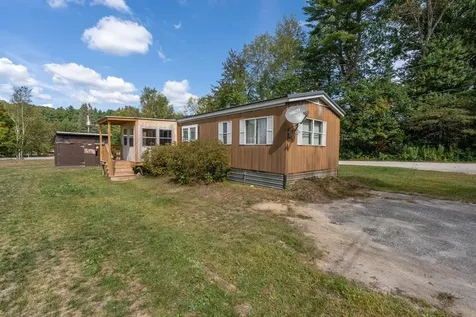 42 Woodhill Village Henniker NH 03242