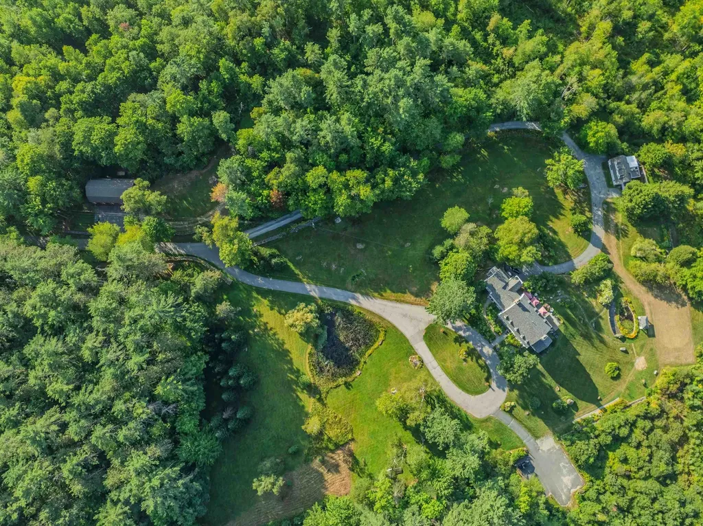 80 Guider Lane Bethlehem NH 03574