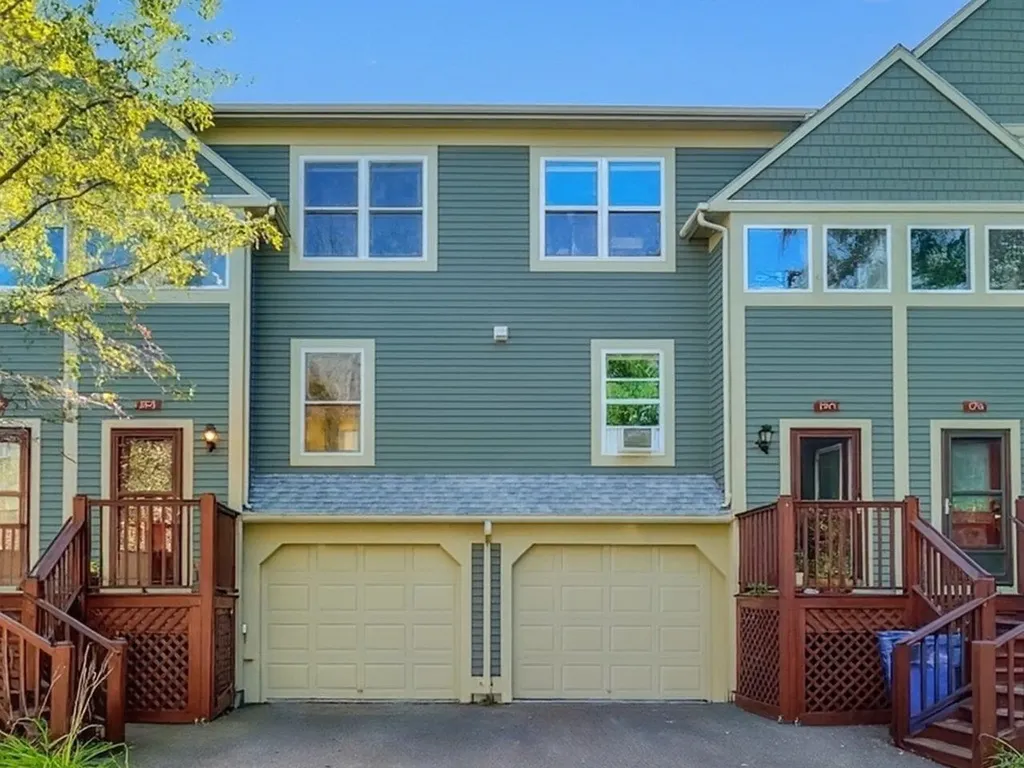 184 East Redrock Drive Burlington VT 05401