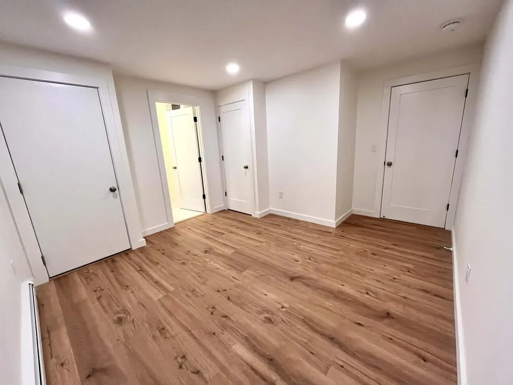 184 East Redrock Drive Burlington VT 05401