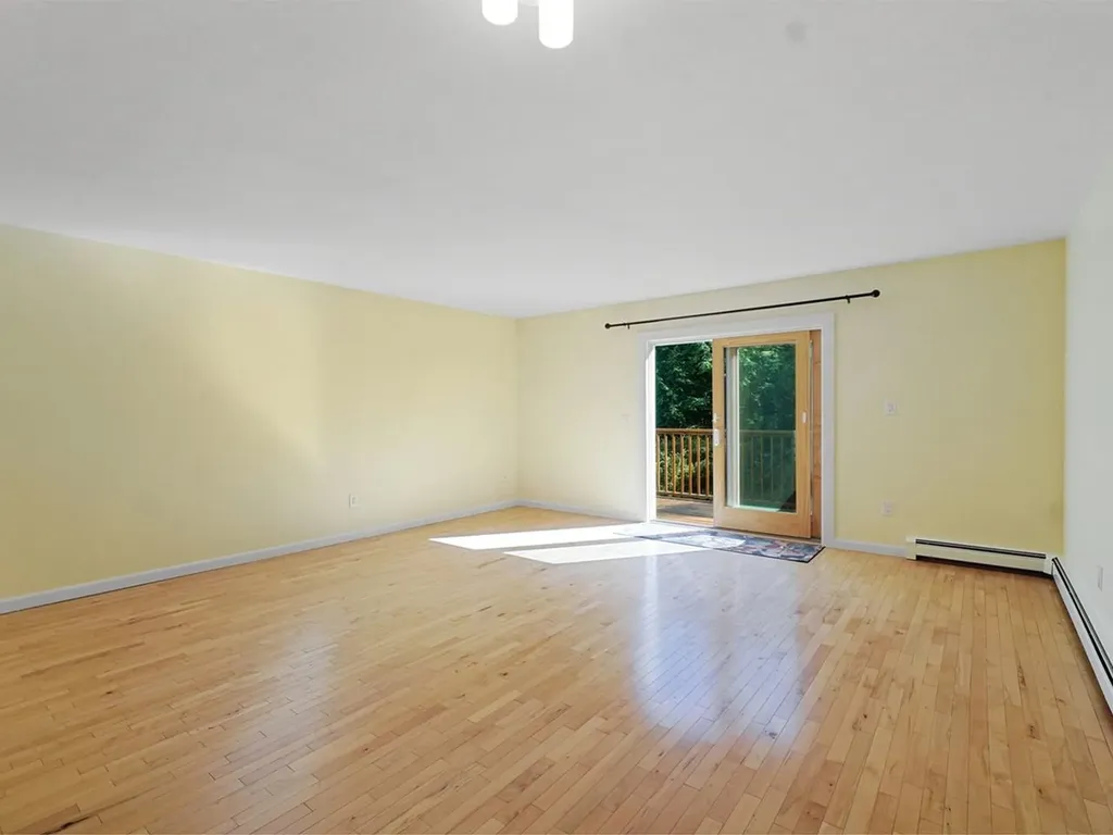 184 East Redrock Drive Burlington VT 05401