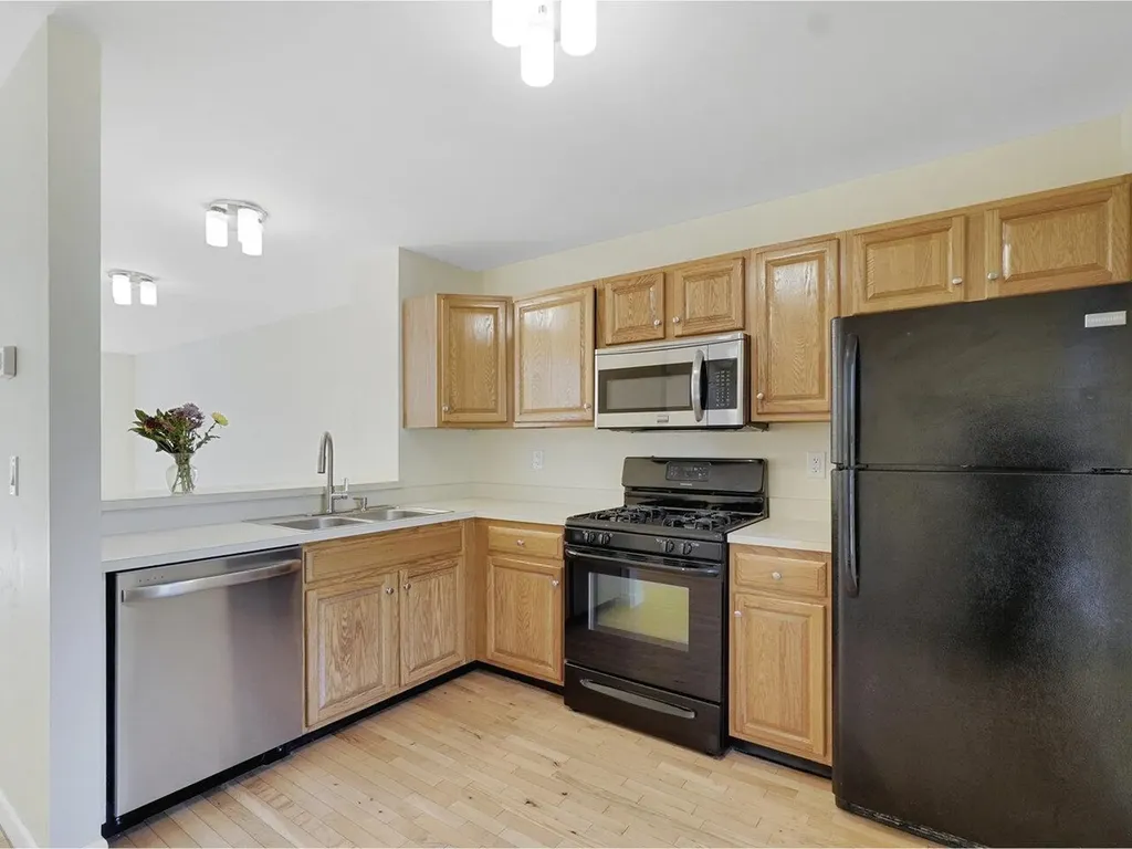 184 East Redrock Drive Burlington VT 05401