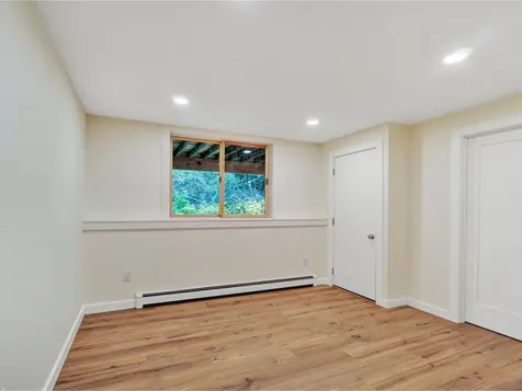 184 East Redrock Drive Burlington VT 05401