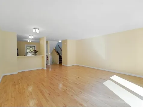 184 East Redrock Drive Burlington VT 05401