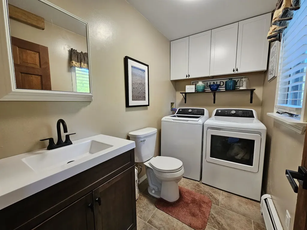 113 Appletree Lane Newport City VT 05855