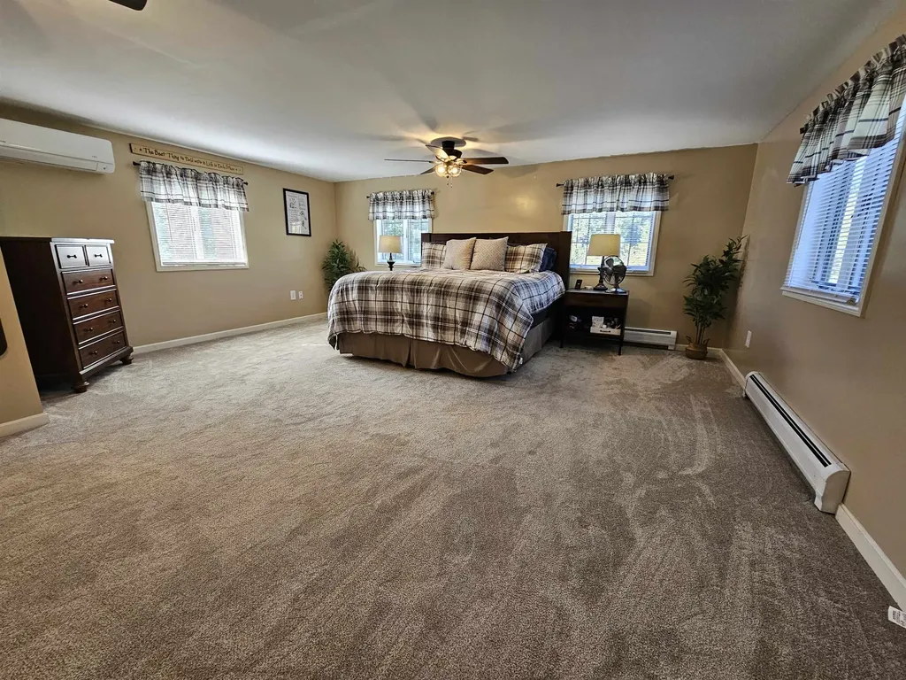 113 Appletree Lane Newport City VT 05855