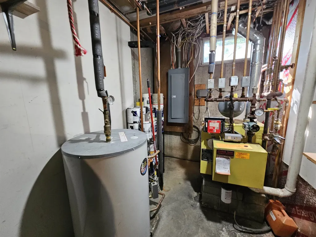 113 Appletree Lane Newport City VT 05855